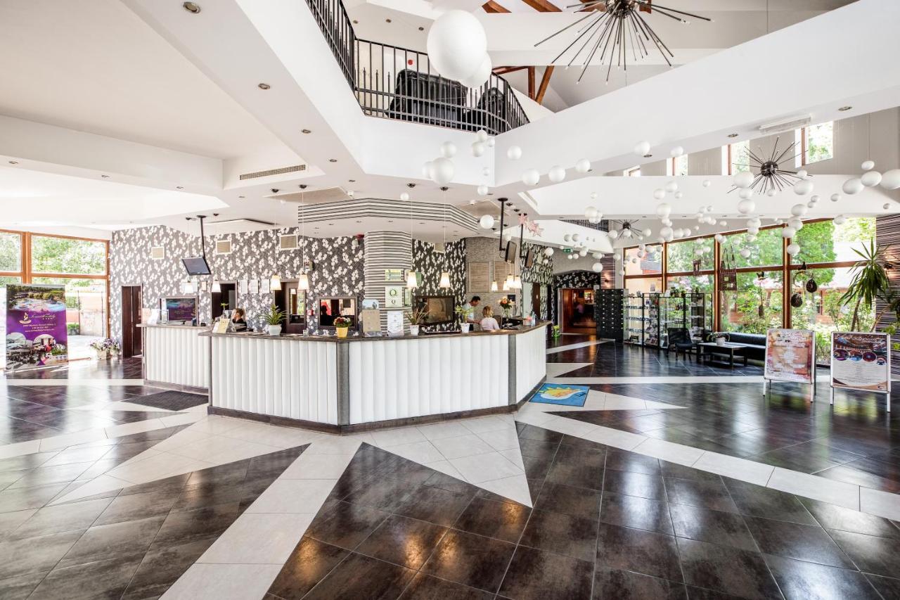 Session Hotel ราซเคเว ภายนอก รูปภาพ